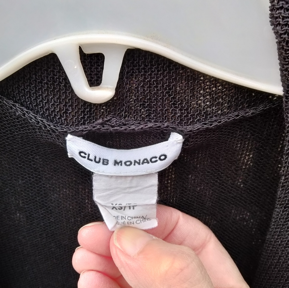 ⬇️ Price Drop!⬇️Club Monaco Cardigan in size XS - Picture 3 of 3